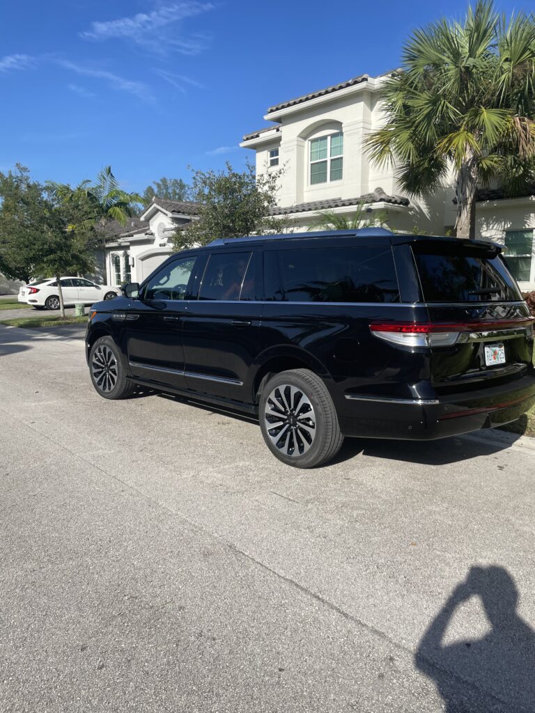 Delray Sands Resort - Luxury limo and black car service Boynton Beach