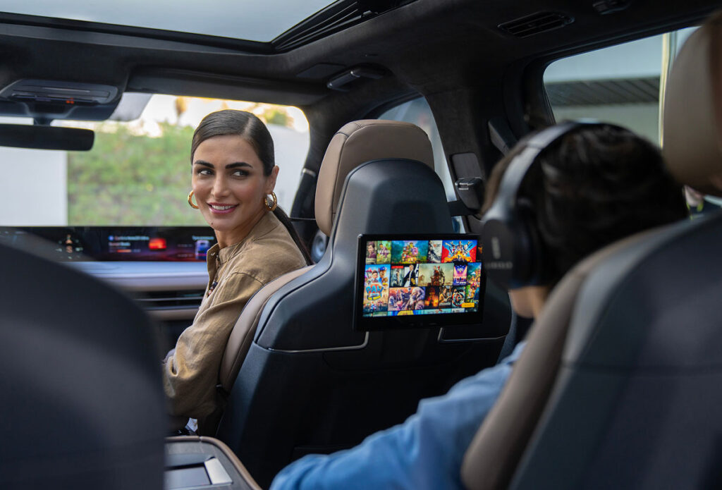 The Boca Raton Car Service limo car service Boynton beach